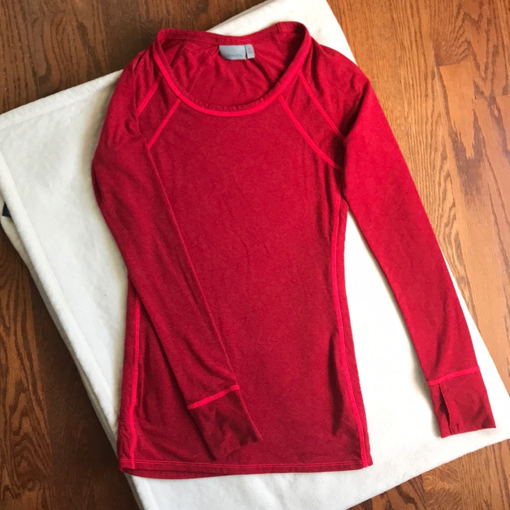 Women’s Athleta long sleeve shirt